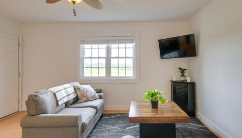 Relax Fireside! Home Less Than 1 Mi to Tryon International - Foto 5