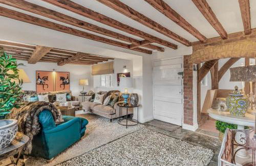 Hiron's Piece and Honeysuckle Cottage - with Hot Tub - Photo 49