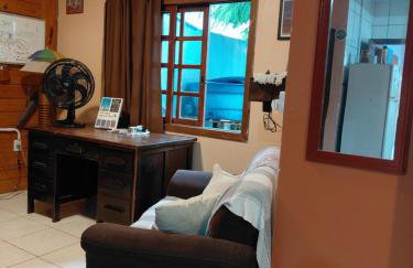 Casa aconchegante térrea à 3min de carro do centro e praia central - Foto 7