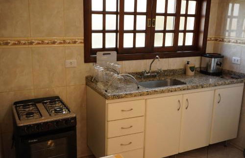 Casa de Fazenda Histórica, Mergulhada na Natureza, com Vista Panorâmica Deslumbrante e Grande Varanda a 2 km do Centro - Foto 25