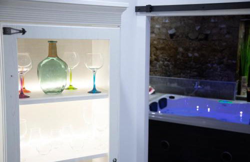 LA VEGUILLA DELUXE JACUZZi - Photo 23