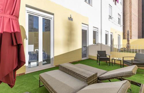 Marvellous Apt with a Large Private Terrace - Photo 10