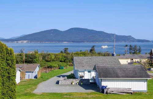 Anacortes Home with Views of Puget Sound - Photo 1