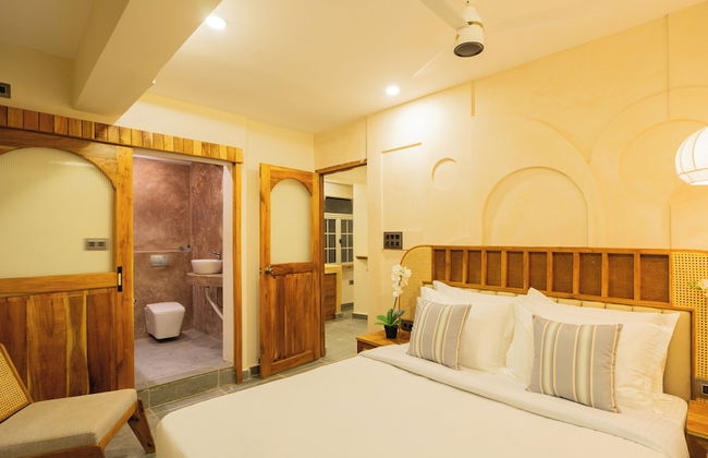 La Vaiencia Luxury Apartments - Photo 10