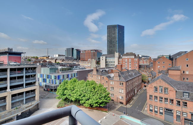 Crown Apartments By Week2Week - Photo 64