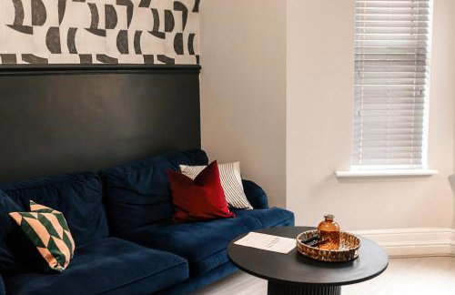 Spacious Stylish Home with FREE Parking 10 Mins to Manchester Centre & AO Arena Ideal for Groups & Long Stays - Foto 11