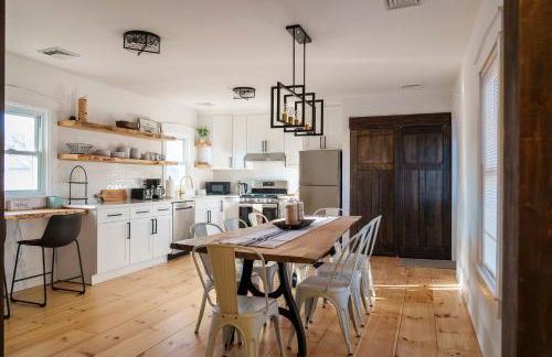 Very Cozy, 2 Bedroom Farmhouse Apartment 2nd FL - Foto 13