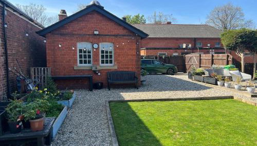 Cosy small cottage in Wirral Merseyside with kitchen - Foto 2