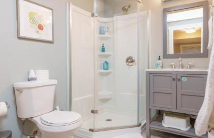 Upgraded Home with 5 BR 4 Bath 4 FREE gated parking space, Family,EV,RV friendly - Foto 20