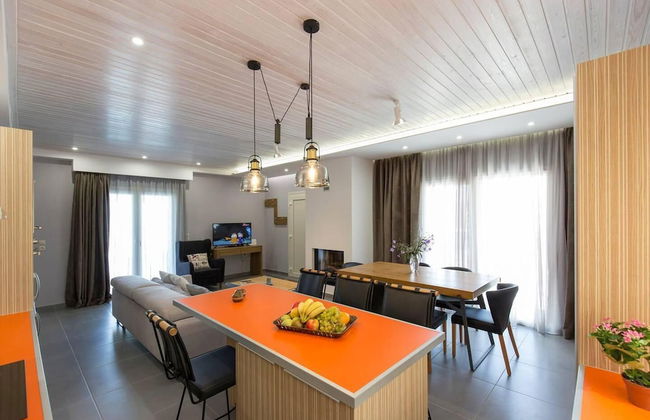 Luxury Holiday Home 4 Bedroom Villa in Paleokastro - Photo 38