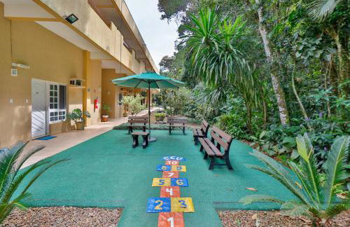 Fabuloso flat 241, Amarílis, Riviera de São Lourenço 3 Piscinas climatizadas carregador veiculo eletrico 2 quartos sendo uma suíte internet 500mb Adega, cozinha equipada completa, serviço de praia fim de semana limpeza trocas de toalhas, - Foto 77