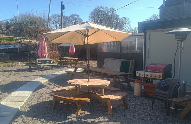 Mattys Pub & Apartments - Foto 32