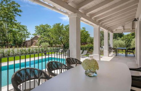 5 Bedroom Nice Home In Manjadvorci - Foto 15