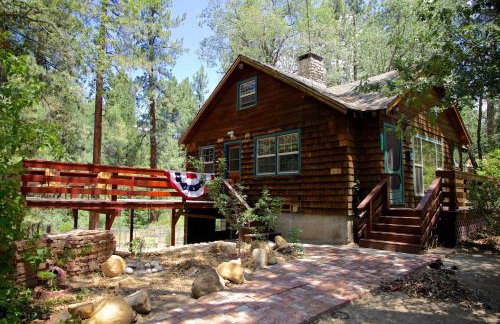 Ahwahnee-be Vintage Cabin - Walk to town! - Foto 12
