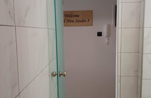 Brand New Studio 3 - Foto 33