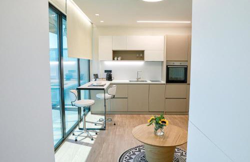 The First Key Luxury & small apartment in the center of Xanthi - Foto 11