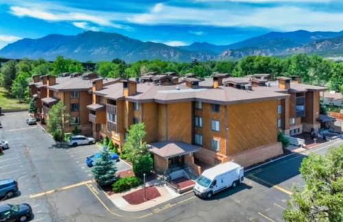 Modern MTN Condo Cozy 2BR Retreat Heated Pool - Foto 4