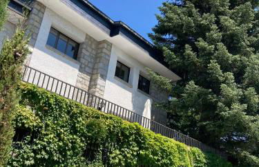 Los Cedros, gran chalet con piscina y apartamento en Navacerrada - Foto 34