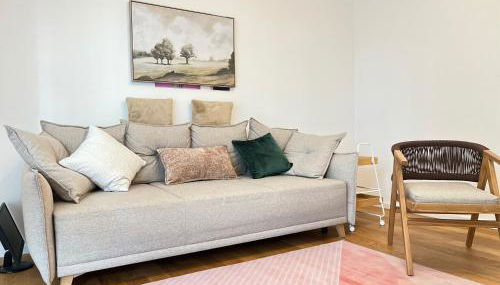 Frankfurt Messe Business Suit - Messe South Gate located across street - Foto 2