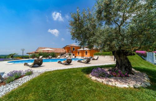 Villa GioAn - max 18, Private Playground and Sea View - Foto 9
