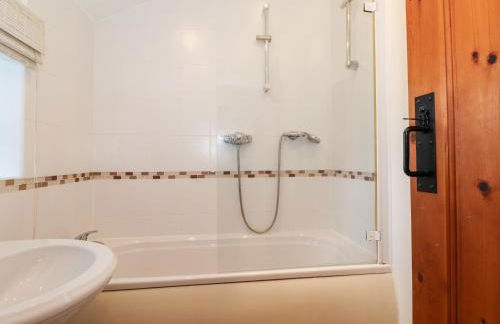 Garden Cottage - Photo 25