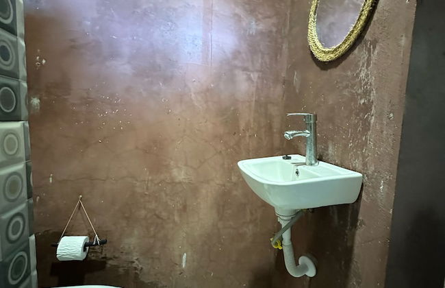 Mama's House - Photo 14