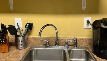 Funky 3rd Floor Condo 5 Beds with Sofa Bed plus WIFI - Foto 5