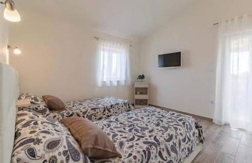 Awesome Home In Radeki Polje With Sauna - Foto 31