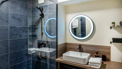 Appart. T 1 Bis, centre ville, entièrement rénové - Foto 3, towels, Shower