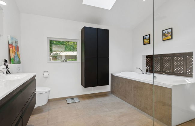 "Kennet" - 30m from the sea - Photo 23