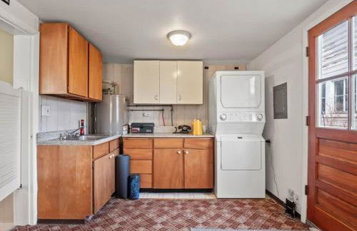 The Zinnia Victorian Charm with Mountain Views - Foto 12