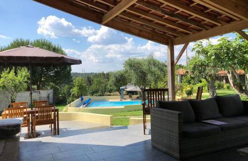 Holidayhome with bar and swimming pool - Foto 17