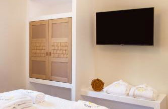 Lithos Luxury Pool Villa - Photo 7