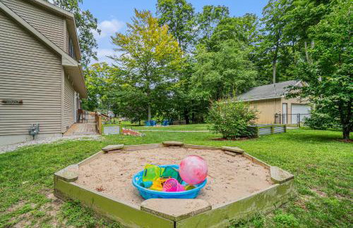 Tranquil 5-BR Lake House Near Duck Lake TC ➠7570 - Foto 29