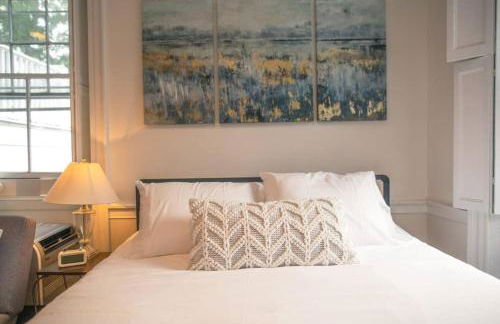 1742 Marblehead Studio|Minutes to Salem|Parking - Foto 8