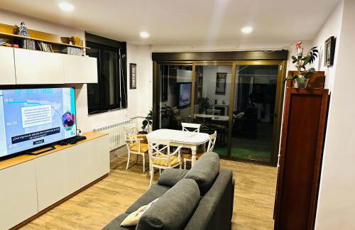 ROSALES Apartamento y jardín - Foto 5