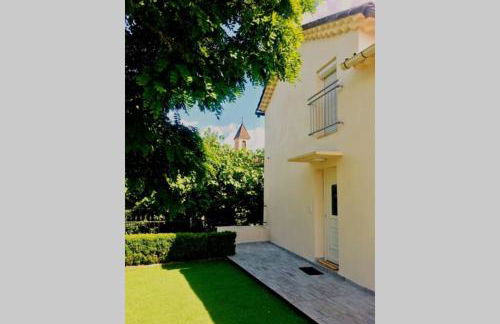 MAGNANERIE LEONY : Maison au calme avec jardin - Foto 8