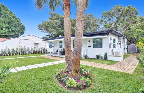 Hallandale Beach Family Vacation Home Backyard - Foto 54