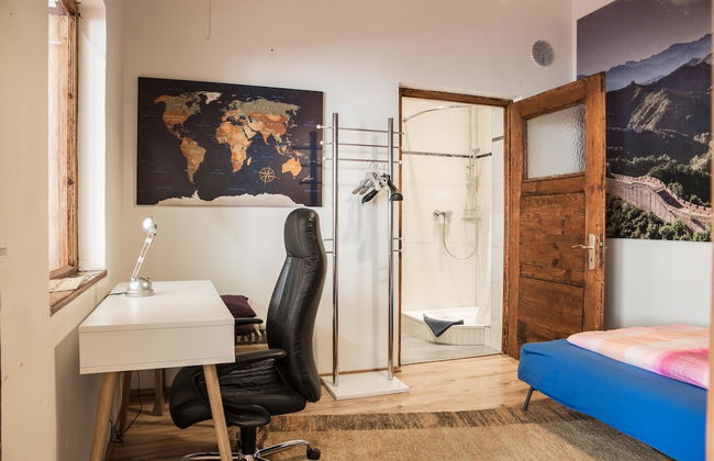 Carli's Base Camp - Photo 4