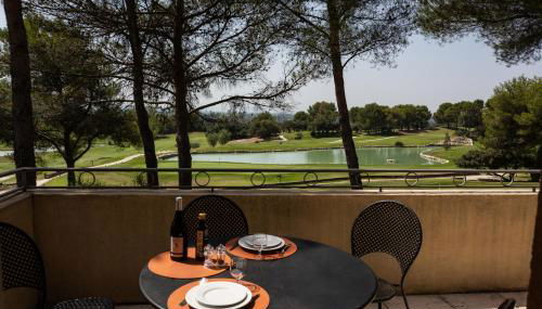 LA PERLE DE PROVENCE-Magnifique Vue CLIM LINGE Golf Saumane 6P Piscine Tennis - Foto 4