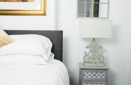 Superb location, character filled apartments by MyCityHaven - Foto 25