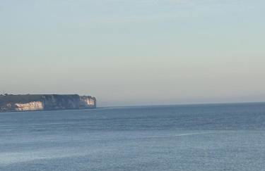 Les Pieds Dans l'Eau! - Foto 1