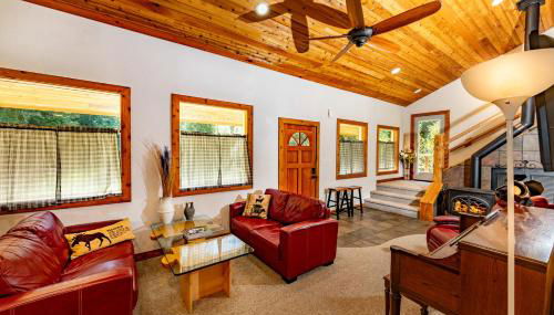 Private Two-Cabin Retreat Near Silverwood Theme Park - Sleeps 15 - Photo 5