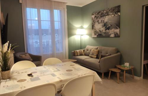 Superbe T3 climatisé - centre historique - vue port de plaisance - balcon - WIFI - 5e avec ascenseur - Foto 8