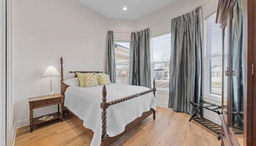 Gloria Estate- 2 blocks to Silos - Foto 5