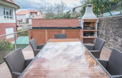 Apartamento Ria de Boo, Con patio privado - Foto 2