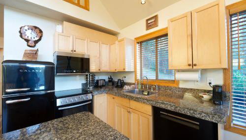 Mountain View Cabin, Hot Tub at White Pass Resort, Mt Rainier - Foto 5