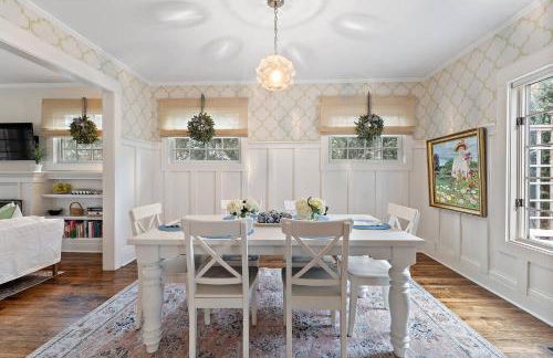 "Broadway Hideaway" by Roxy Rentals - Foto 16