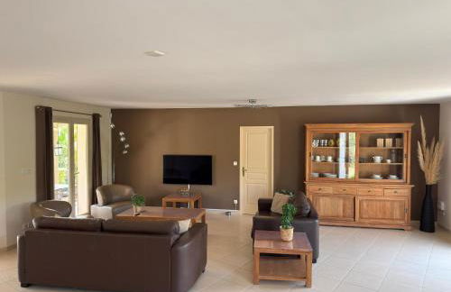 Stylish Villa with Terrace - Foto 2