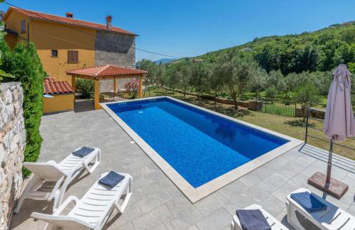 Villa Nina, a beautiful villa with sea view - Foto 1